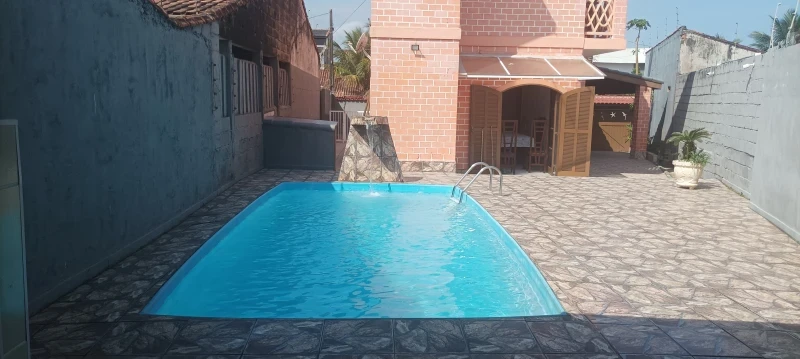 Piscina Lado